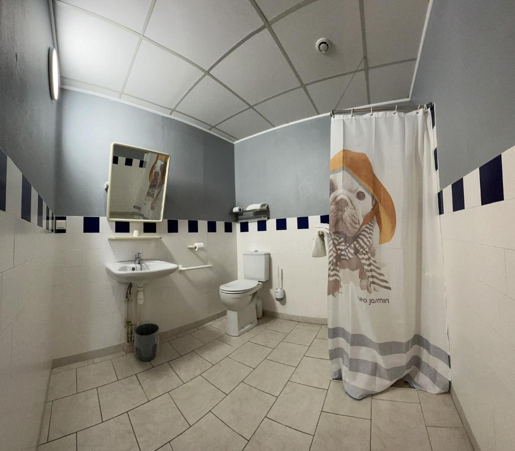 Hotel Le Petit Logis Beaumont-en-Véron Esterno foto