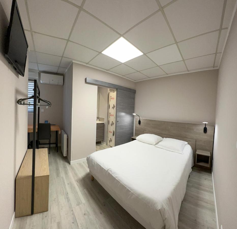 Hotel Le Petit Logis Beaumont-en-Véron Esterno foto