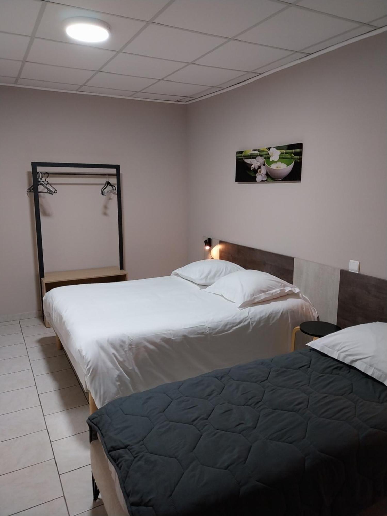 Hotel Le Petit Logis Beaumont-en-Véron Esterno foto