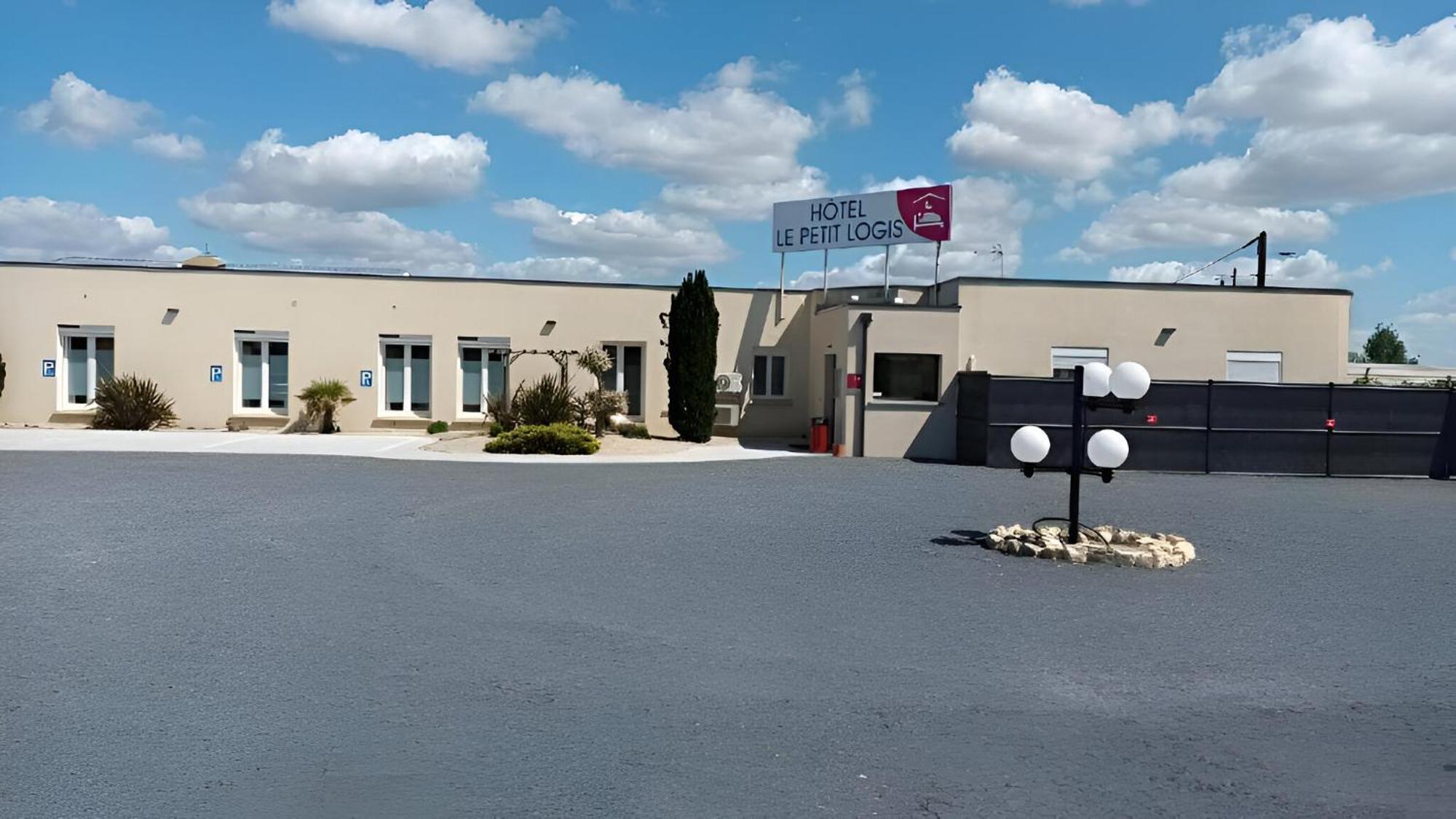 Hotel Le Petit Logis Beaumont-en-Véron Esterno foto